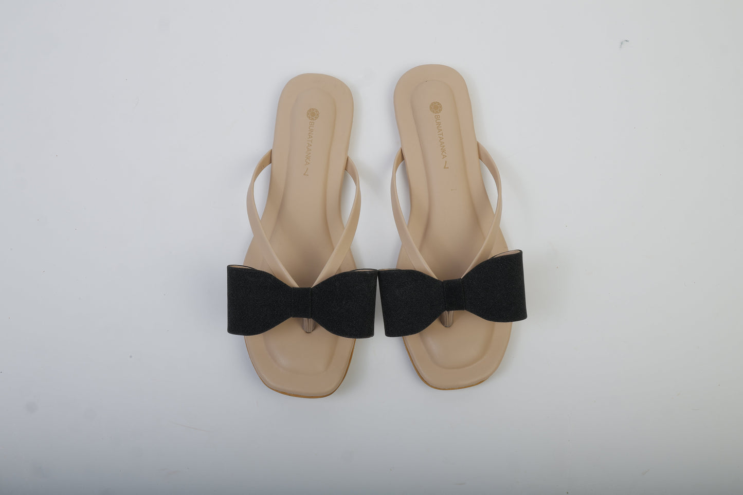 Metallic Muse - Black