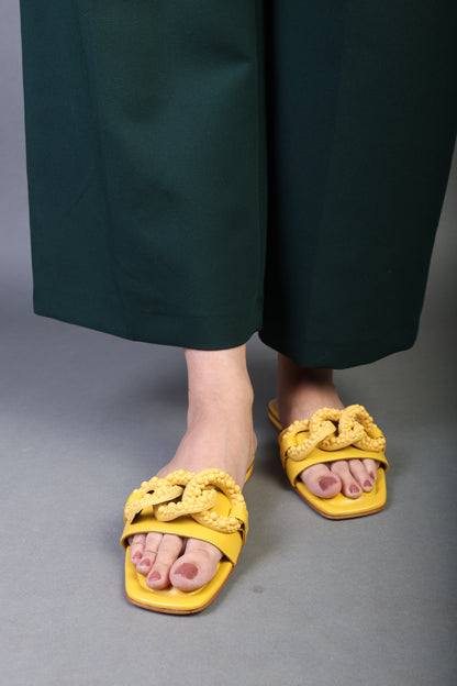 Buttercup Sliders