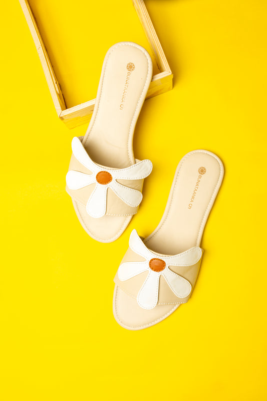 Daisy Bow Sliders - Beige